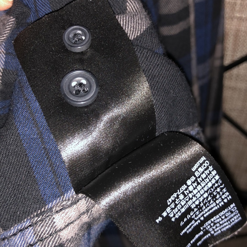 H&M Divided Flannel - Picture 4 of 4